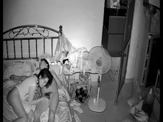Neighbourhood neighbor broke up small Liu family network camera surveillance steal shoot daughter containing sleeping small and medium Liu brother big dick hard riding up to bump